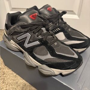 Mens New Balance 9060